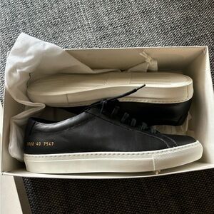 Common projects Achilles low women black/white NEW
